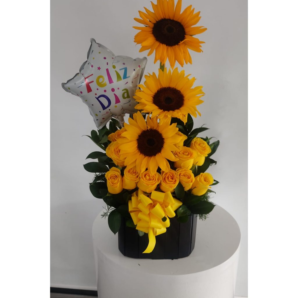 Arreglo en rosas amarillas, girasoles- floristeria cali