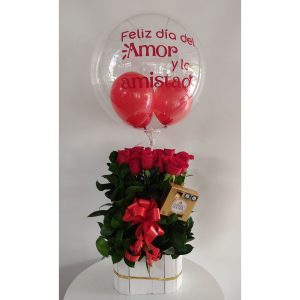 Arreglo floral con chocolate-