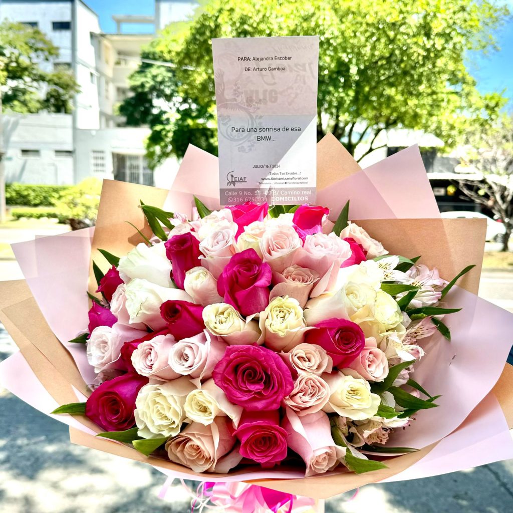 Ramo buchon de 80 rosas convinadas- flores cali