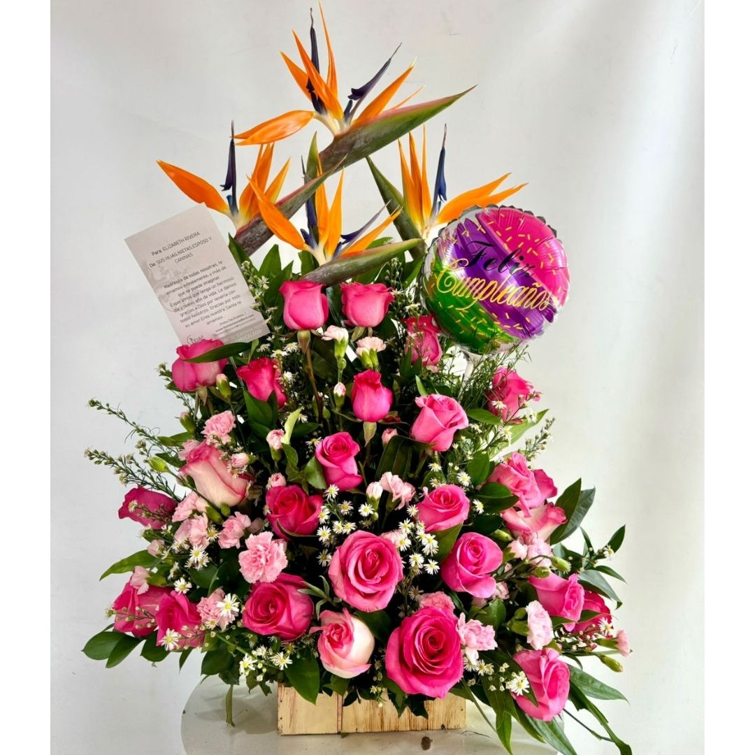 Ramo en rosas rosadas, aves del paraíso floristeria cali