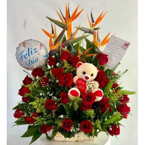 Ramo en rosas rosas, peluche floristeria cali