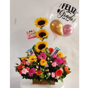 Ramo floral en gerberas, chocolatinas floristeria cali