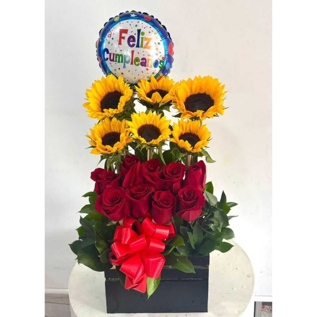 Ramo floral en rosas y girasoles floristeria cali